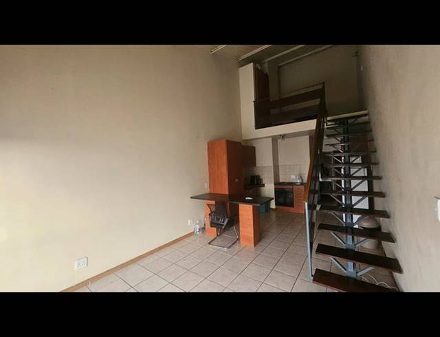 1 BEDROOM APARTMENT FOR SALE IN WITBANK EXT 10
